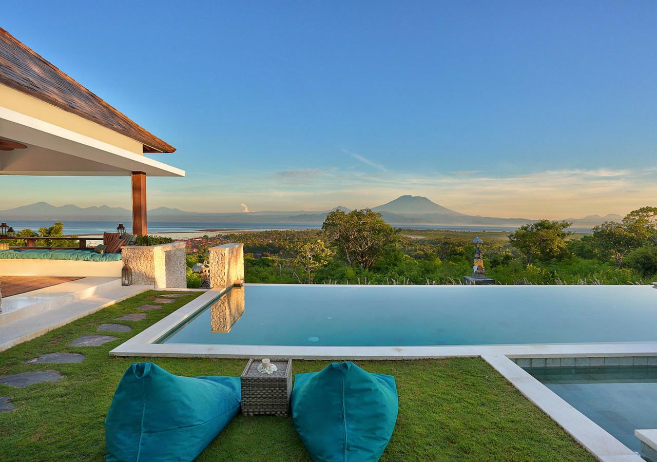 353 Degrees North Villa