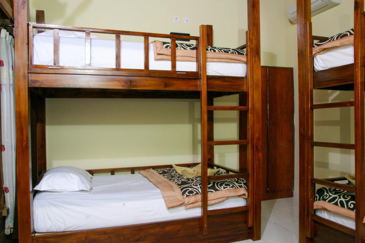 Medal Jaya Hostel&room Nusa Lembongan (Bali)