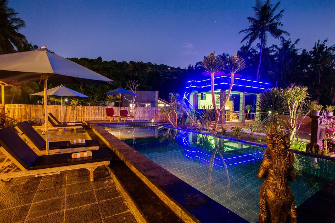 Taman liburan Maha Guru Huts