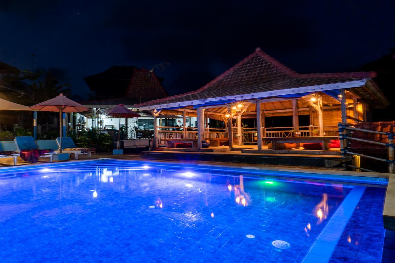 Island Cove 3*