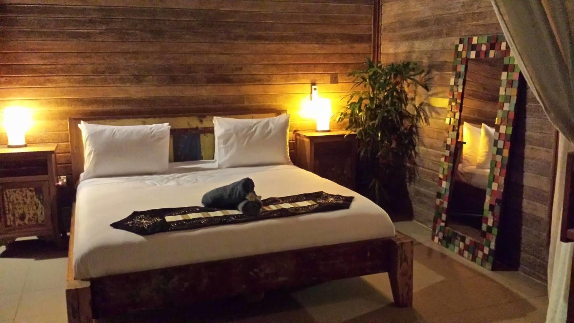 The Palms Ceningan 4*