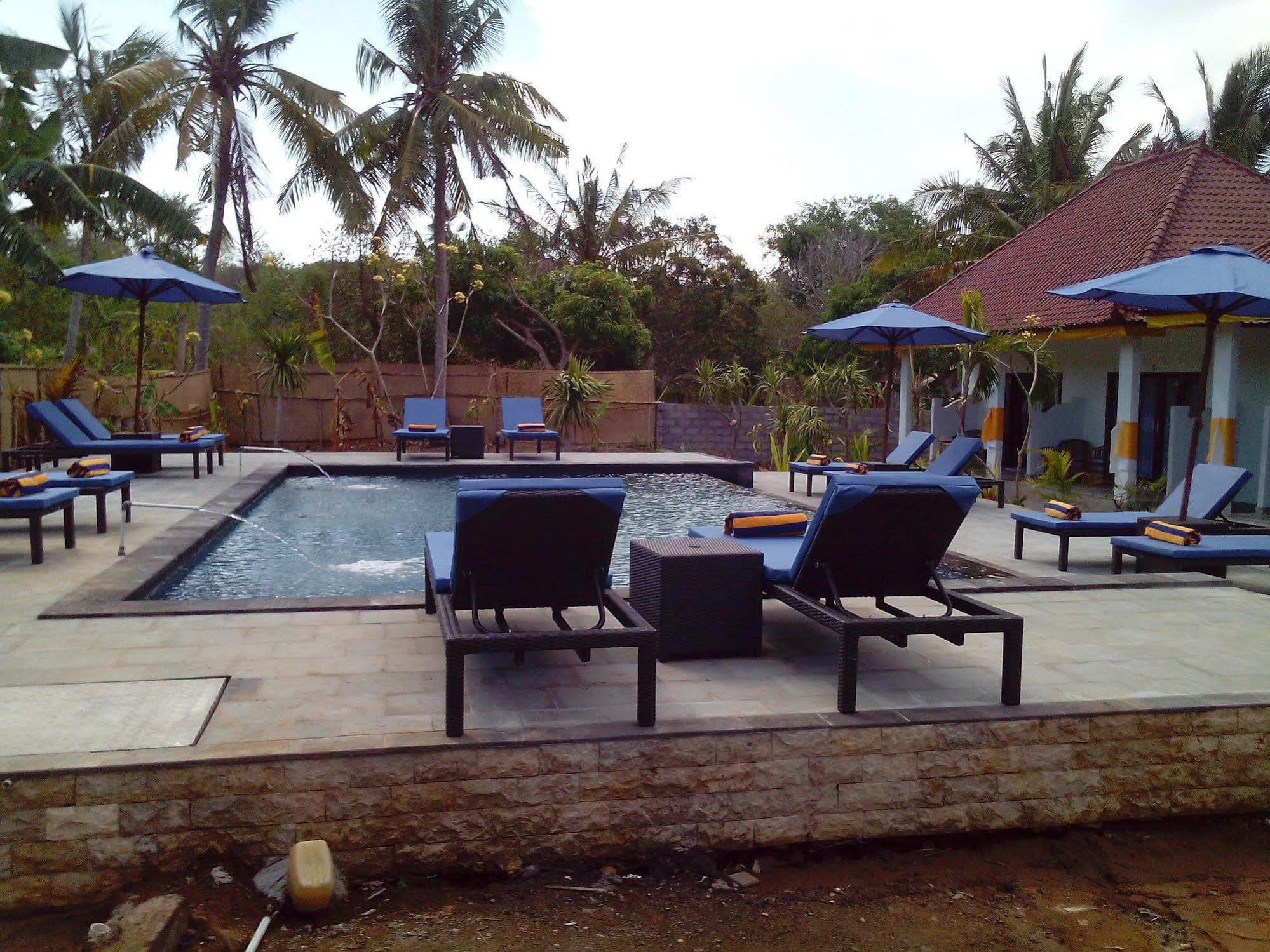 Naradas Mushroom Beach Homestay *