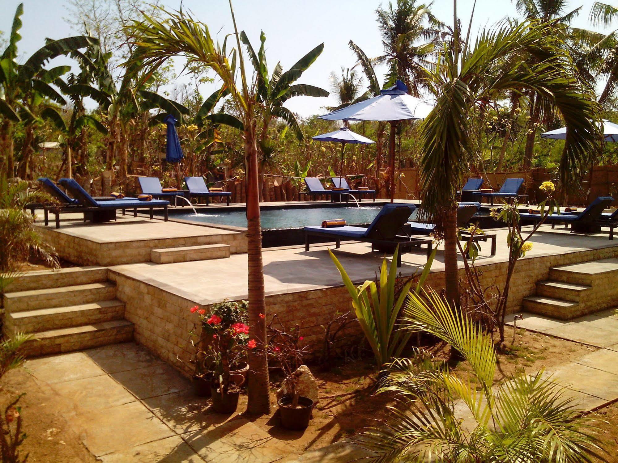 Naradas Mushroom Beach Homestay *