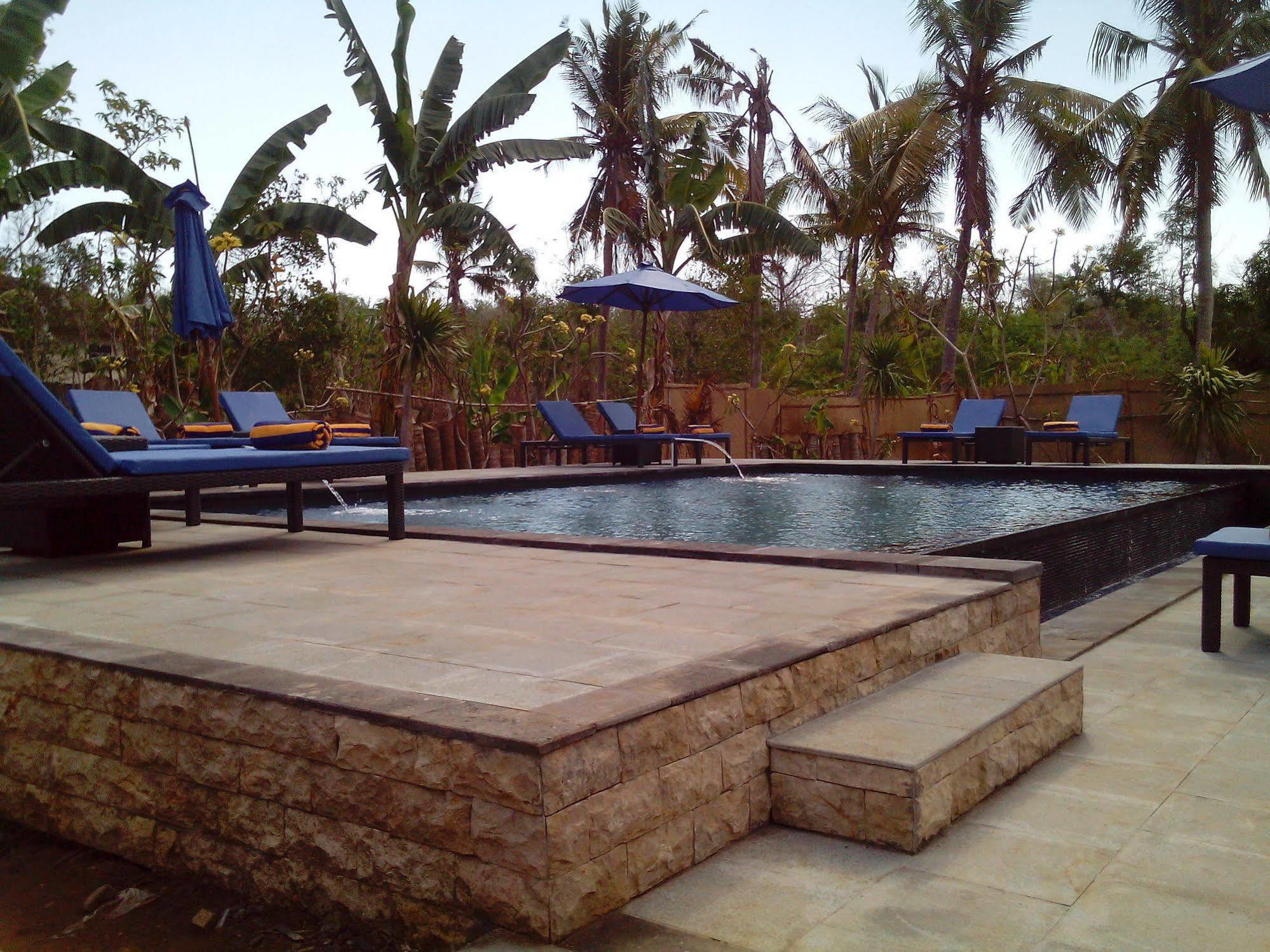Naradas Mushroom Beach Homestay *