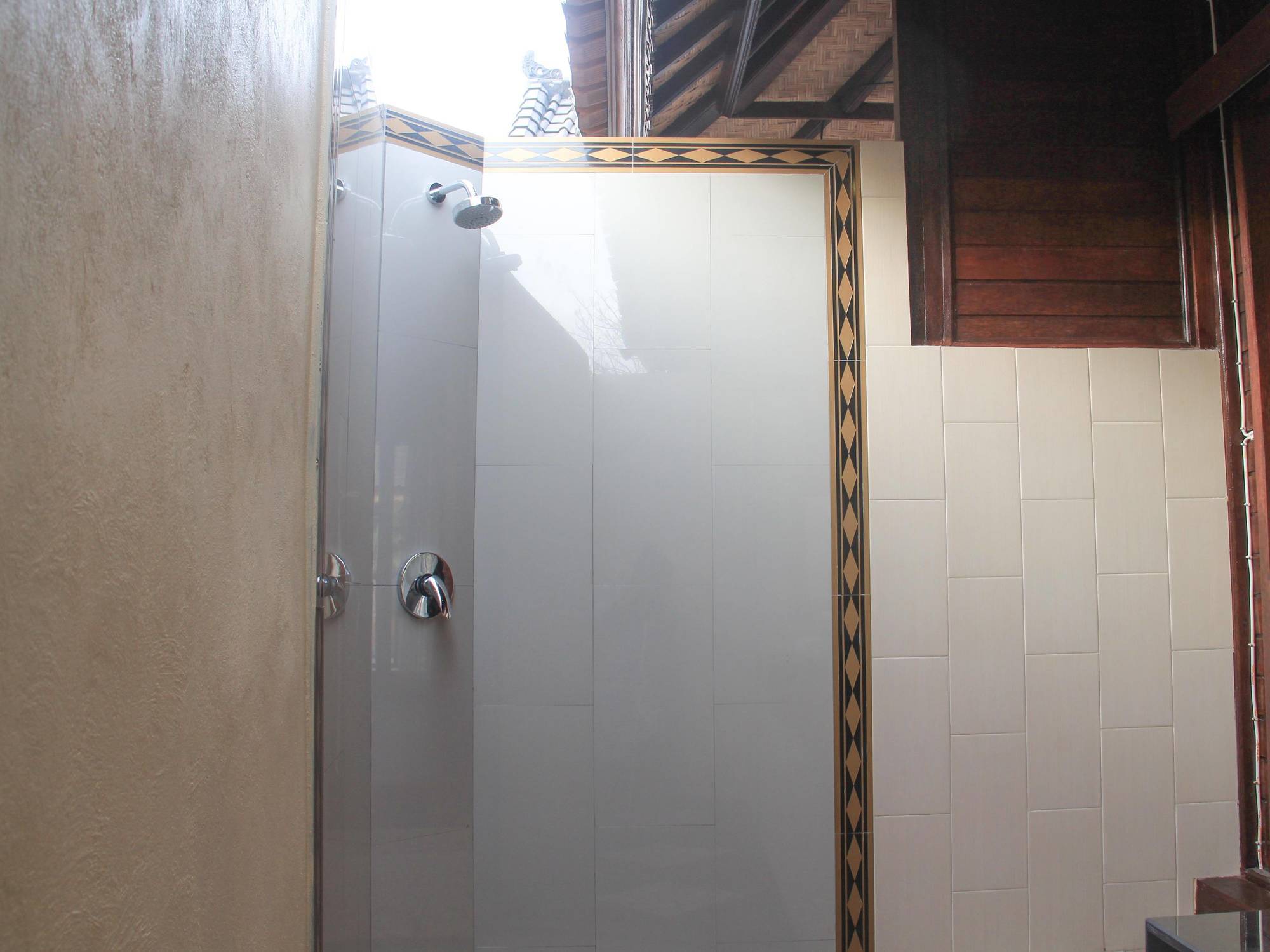 Hotel Dinatah - Chse Certified Nusa Lembongan (Bali)