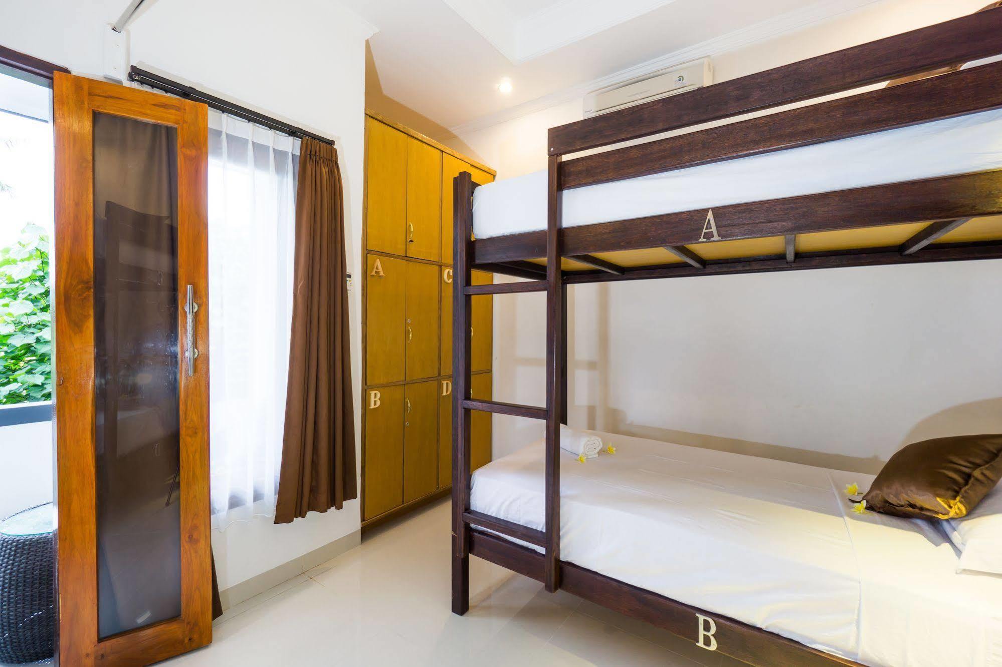 Homestay Nyuh Gading *