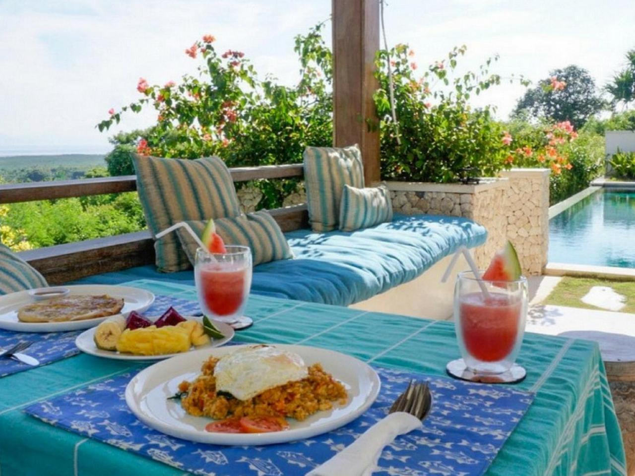 353 Degrees North Villa *