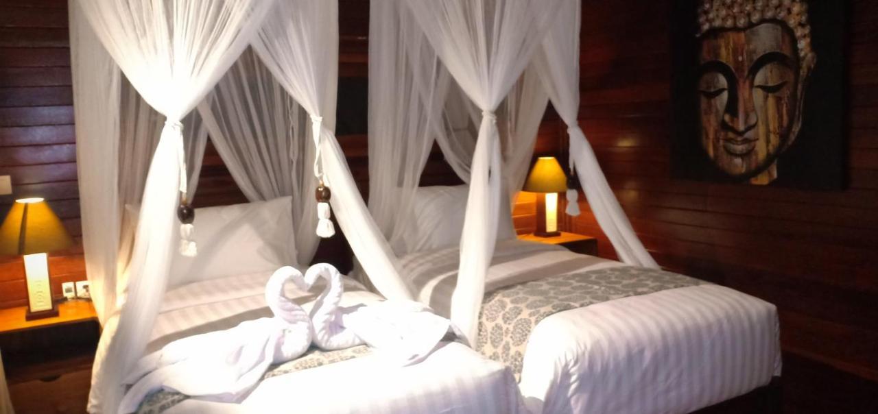Mamamia Island 4*
