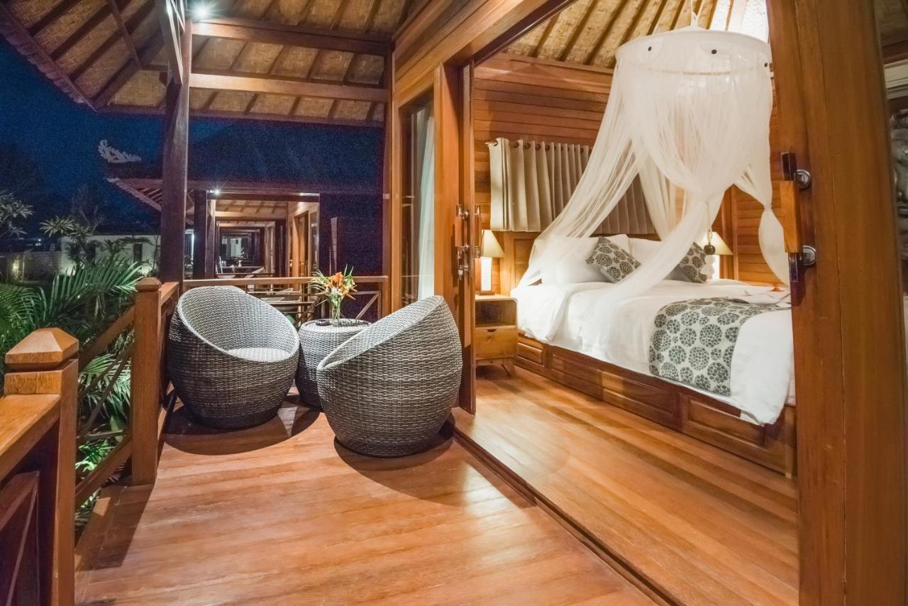 Hotel Mamamia Island 4*