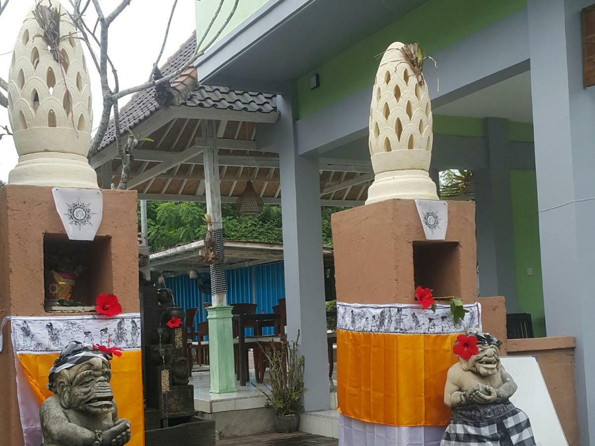 Nanuk's Nusa Lembongan (Bali)