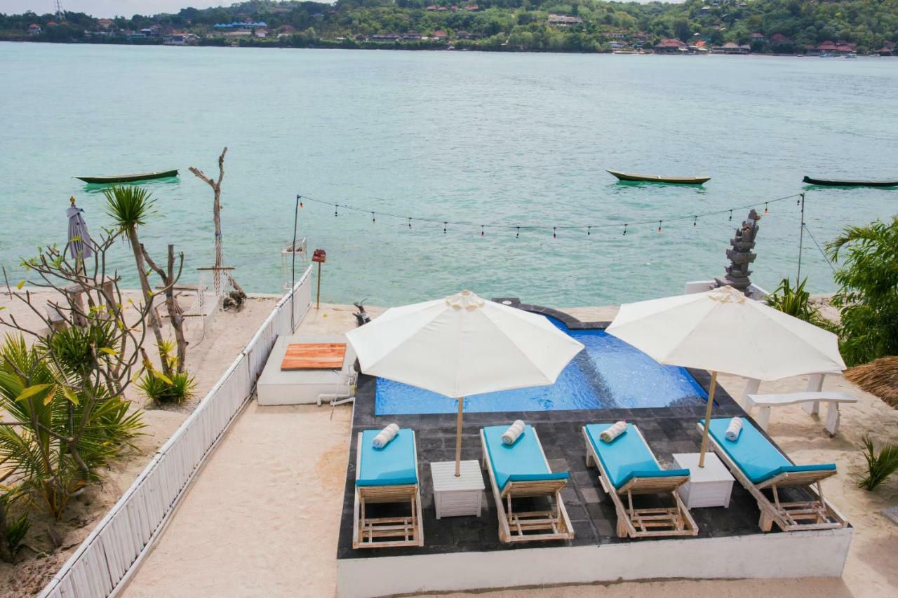 The Waterfront House