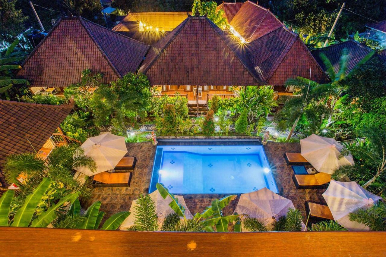 Dinatah - Chse Certified Nusa Lembongan (Bali)