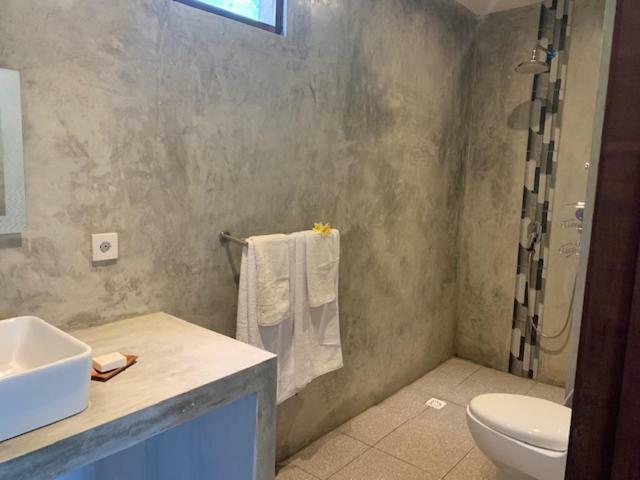 Apartment 3 Monkeys Gym Recovery Centre Nusa Lembongan (Bali)