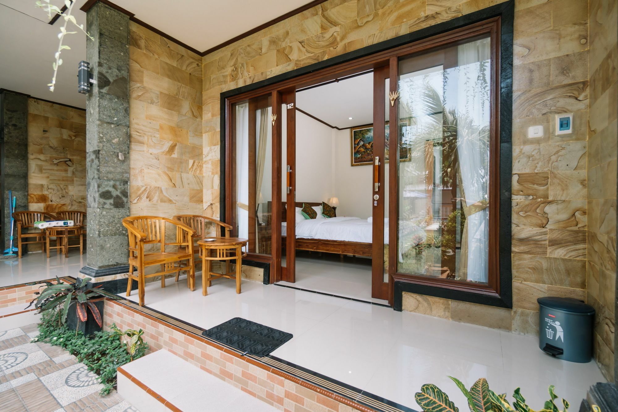 Wisma tamu Sari Nusa Nusa Lembongan (Bali)