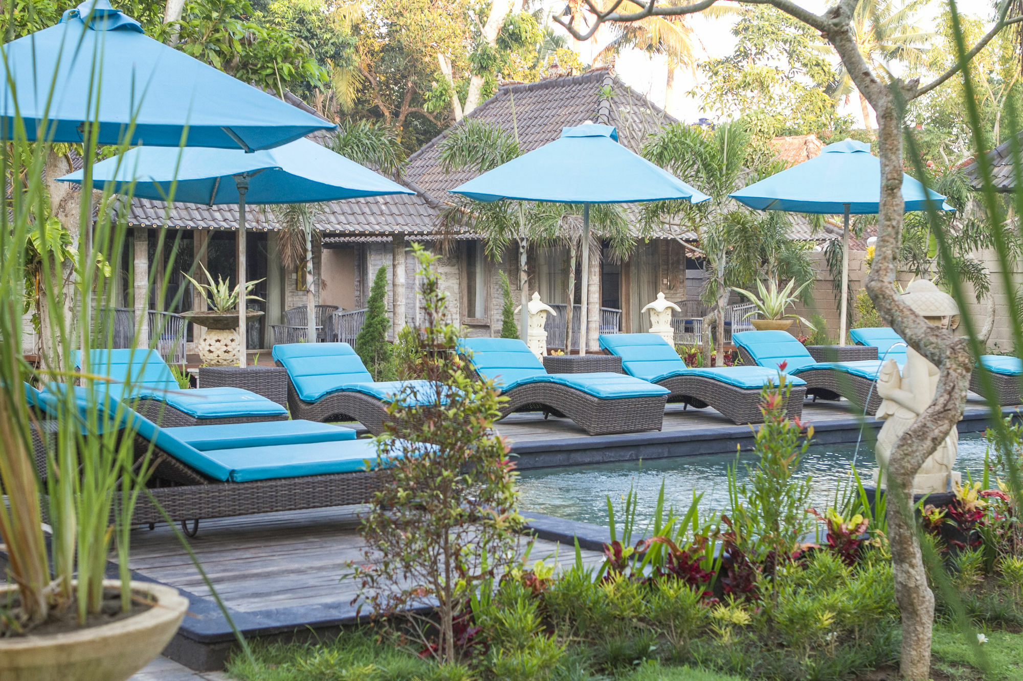 The Palm Grove Hotel 4*