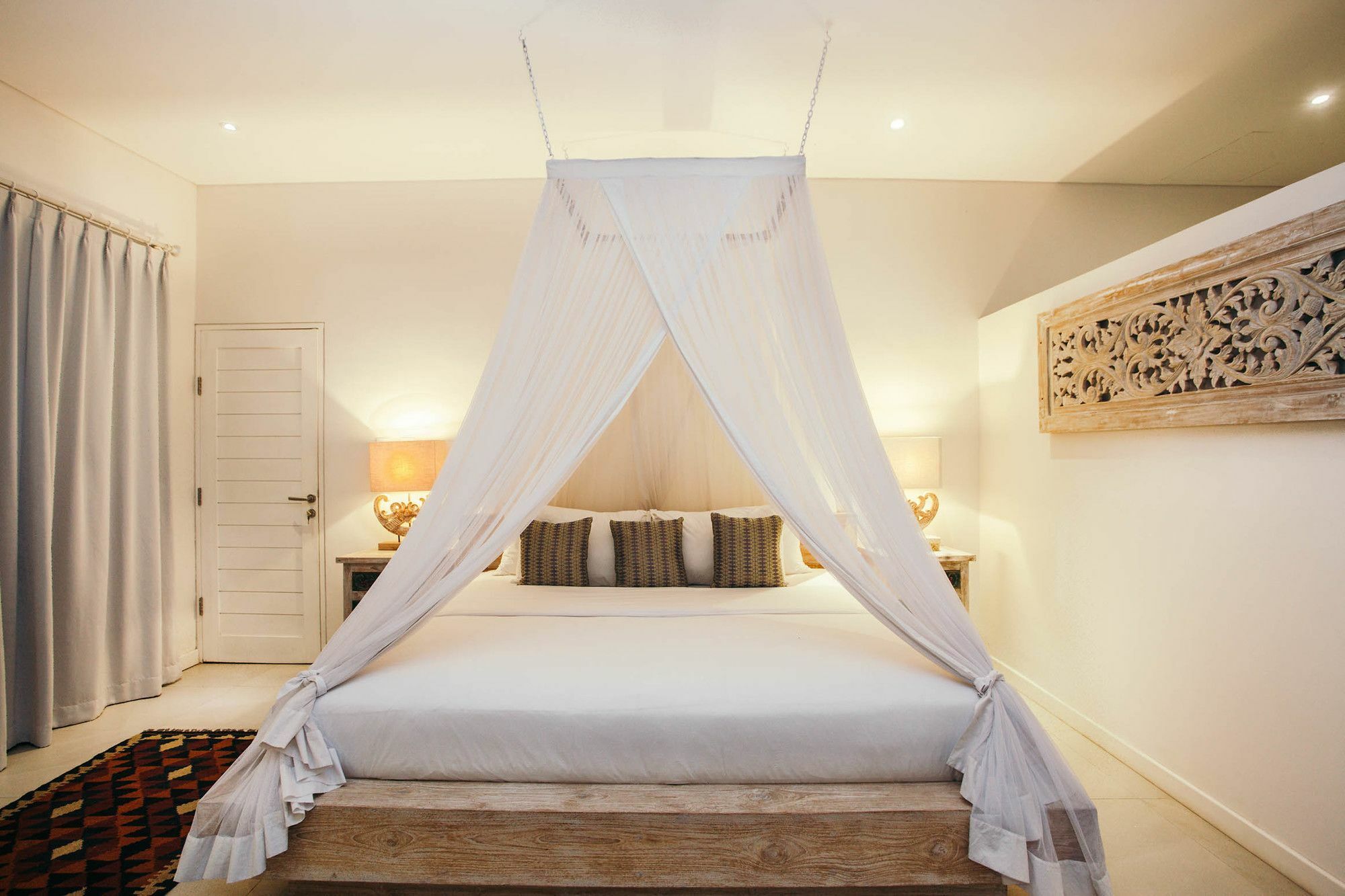 Escape Villa *