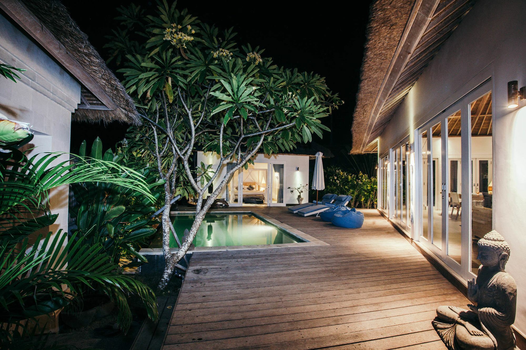 Villa Escape *