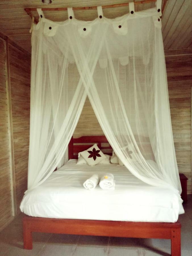 Guest house Vista Huts Nusa Lembongan (Bali)