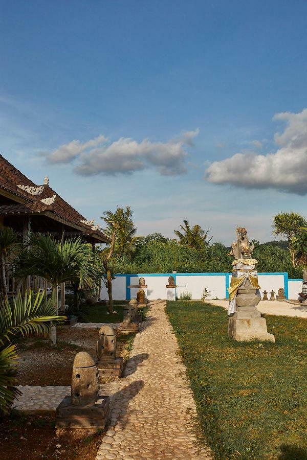 Ombak Bay
