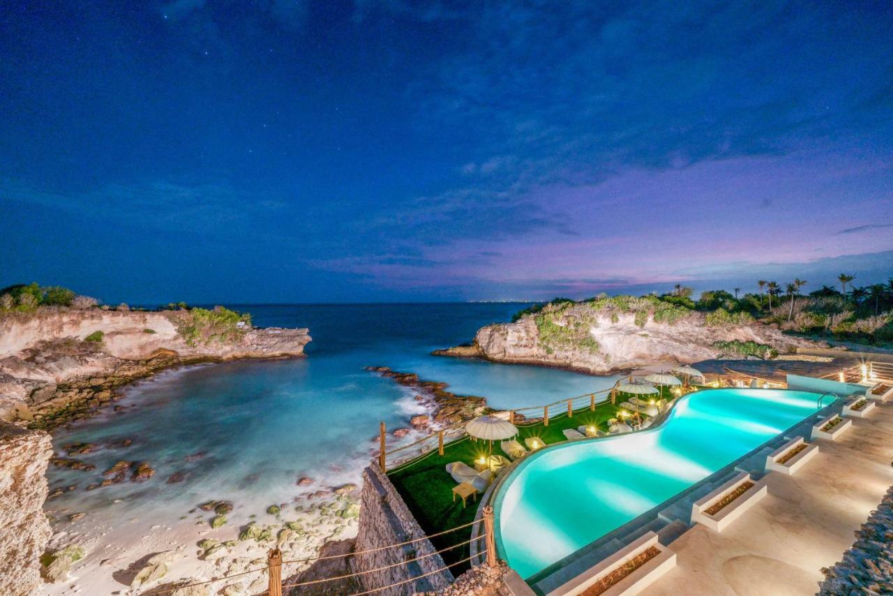 Blue Lagoon Avia Resort 4*