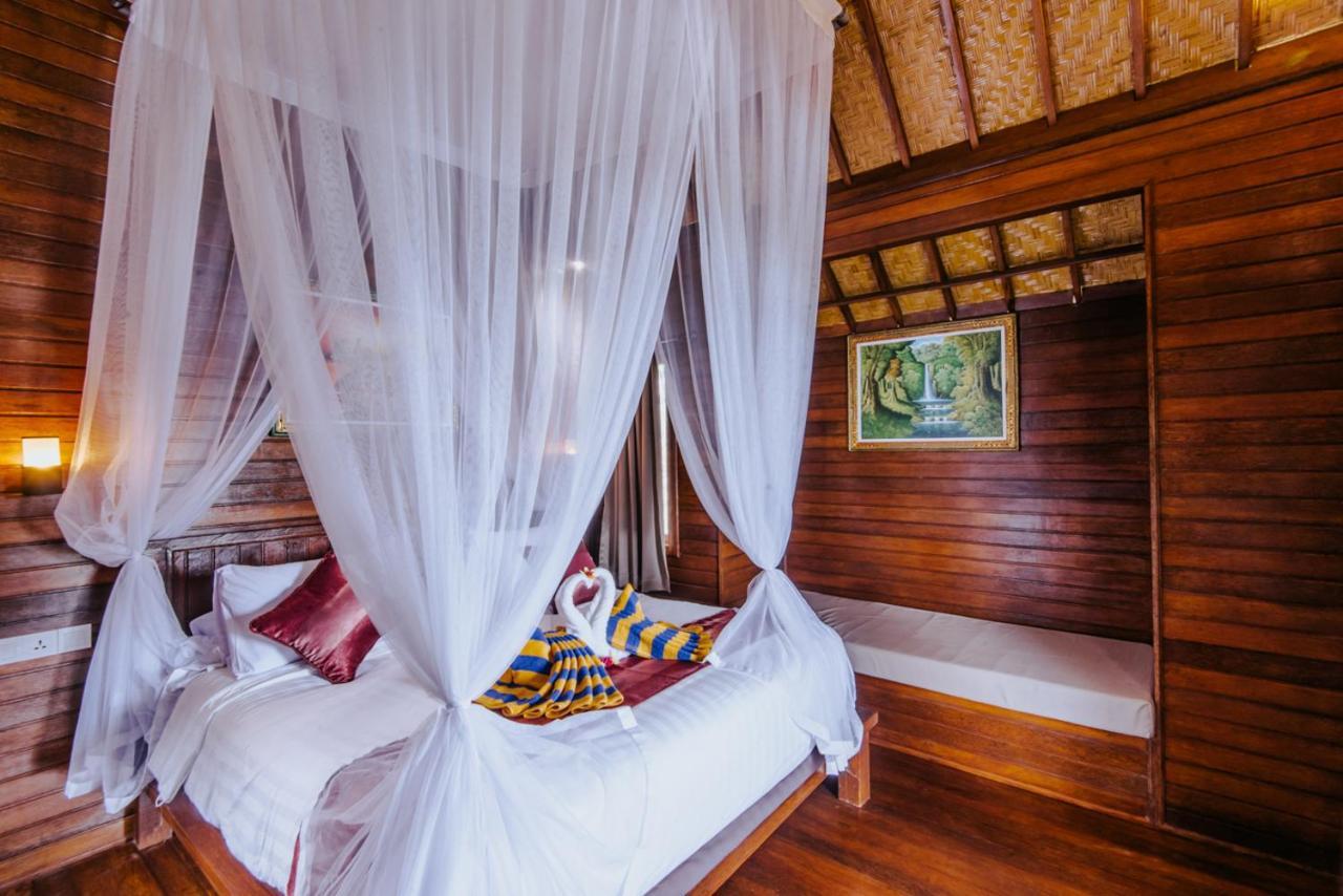 Sunday Huts Wisma tamu Nusa Lembongan (Bali)