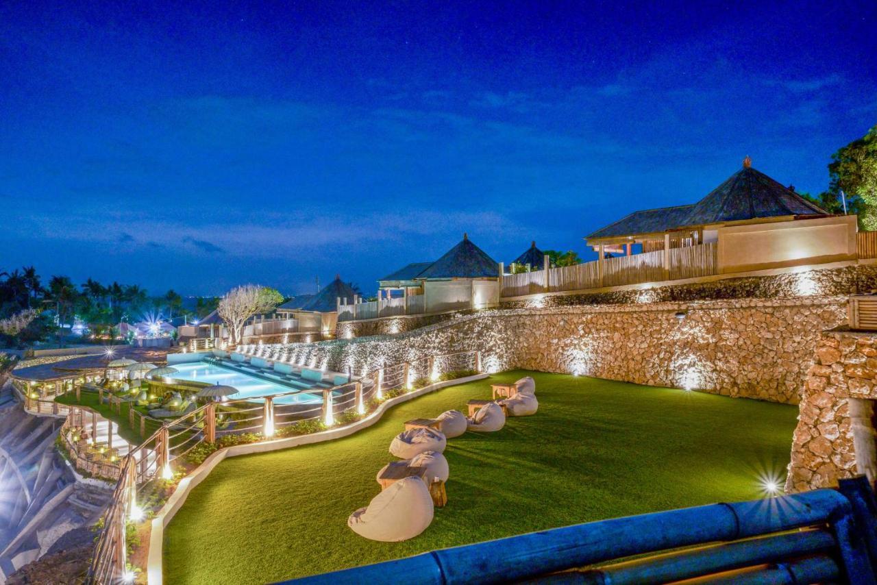 Blue Lagoon Avia Resort