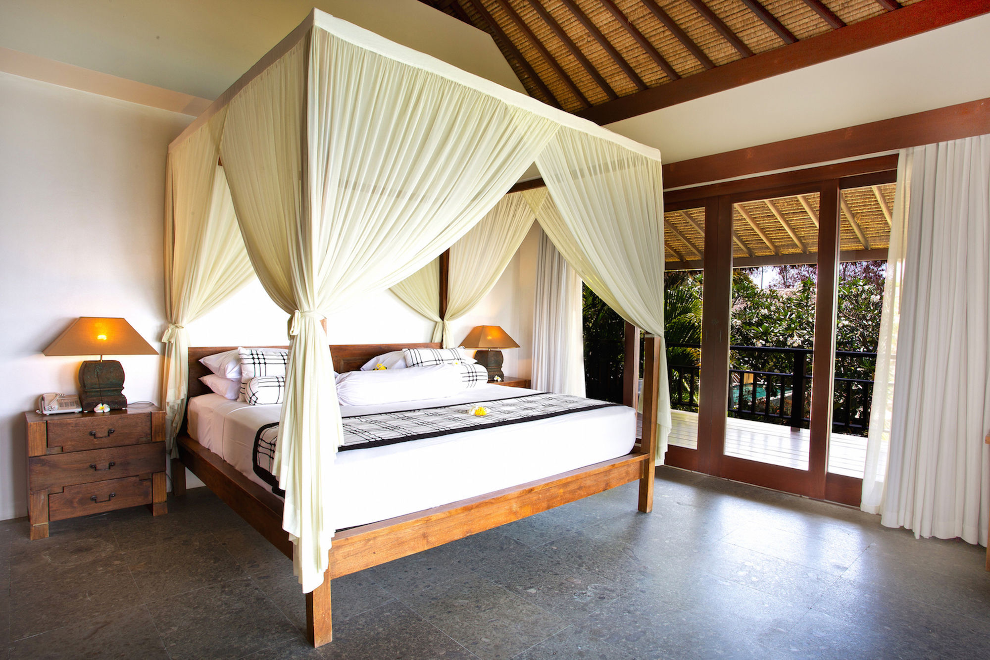 Batu Karang And Hotel 4*