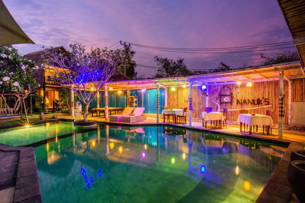 Nanuk's Holiday park