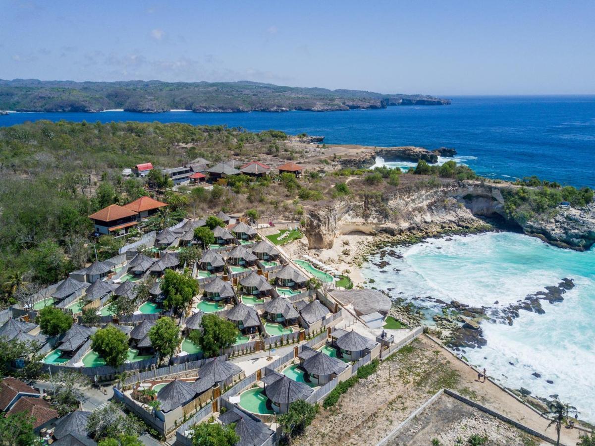 Blue Lagoon Avia Resort
