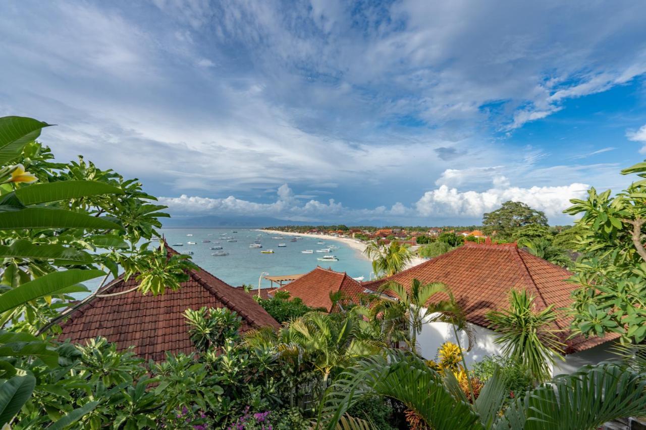 Reef Hotel