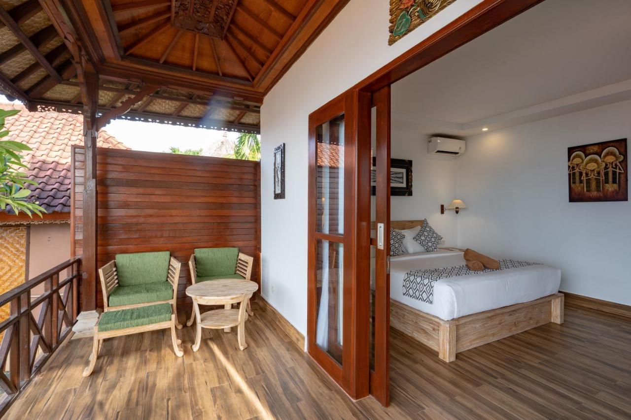 Reef Hotel 3*
