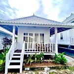 Mista Ceningan\'S Beach Bungalows Previously The Kubu 221