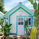 Le Pirate Beach Club Nusa Ceningan - Adults Only