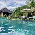 Bali Nusa Cottage