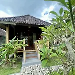 Bali Nusa Cottage