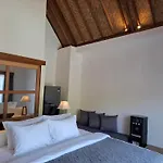 Villa Giyor