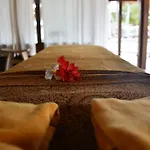 Nusabay Lembongan By Whm