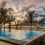 Sea Bridge Villa Ceningan