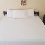 Segara Beach Inn