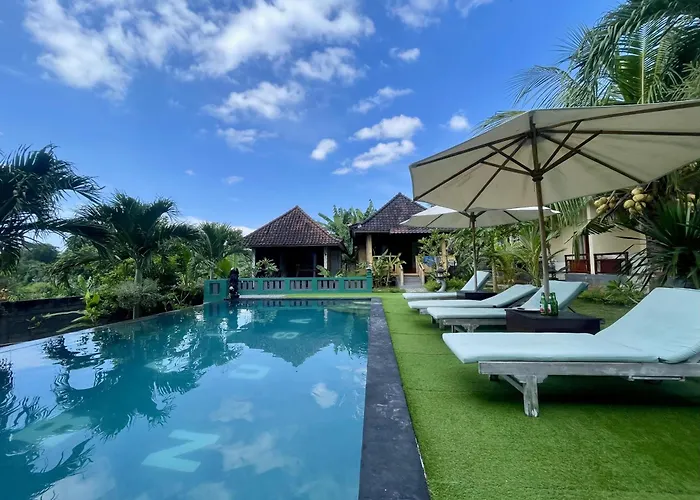 Bali Nusa Cottage