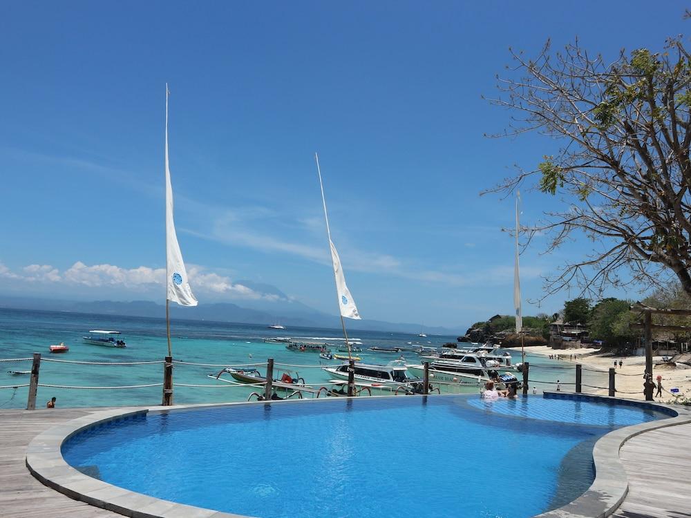 Le Nusa Club Resort 4*
