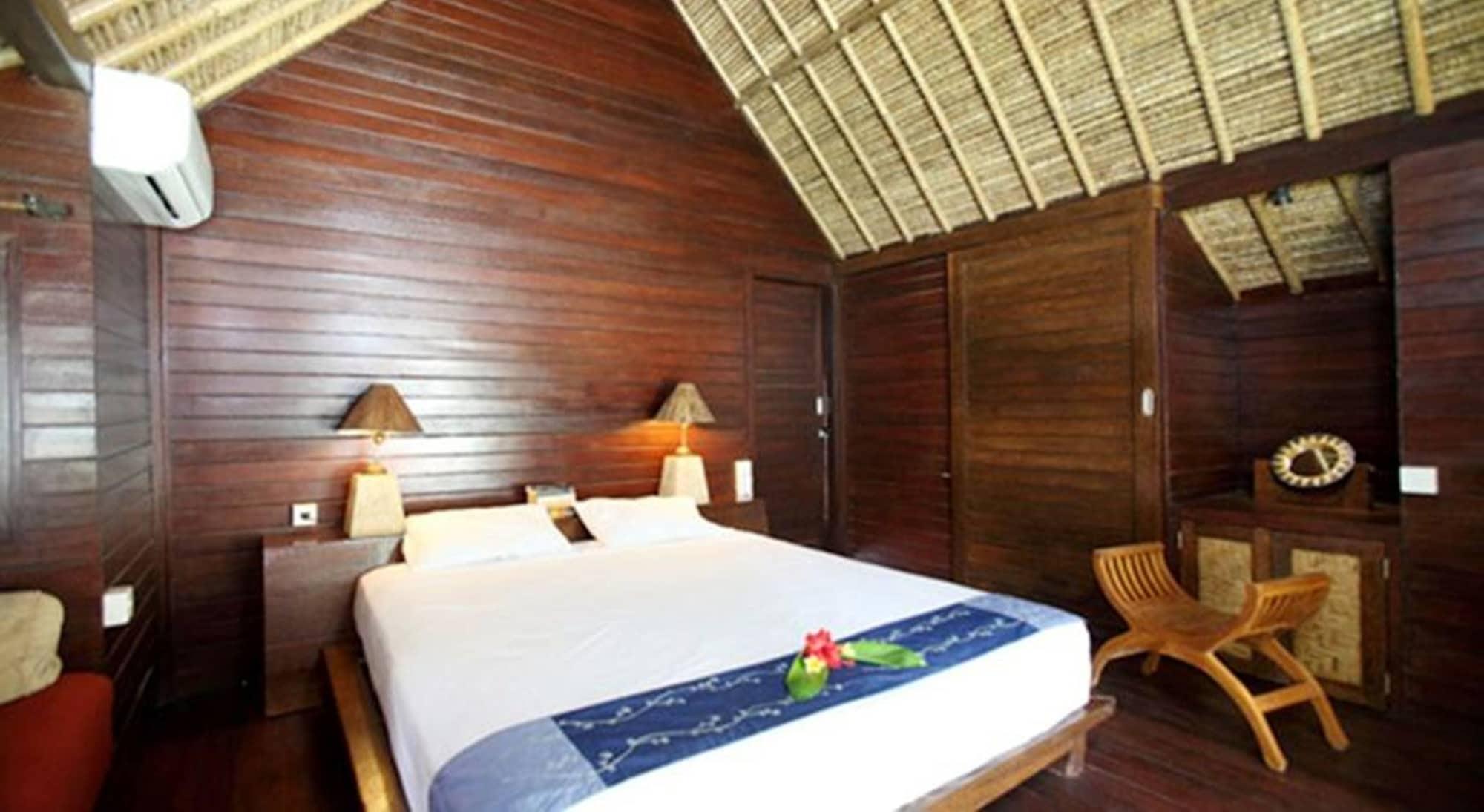 Ts Hut