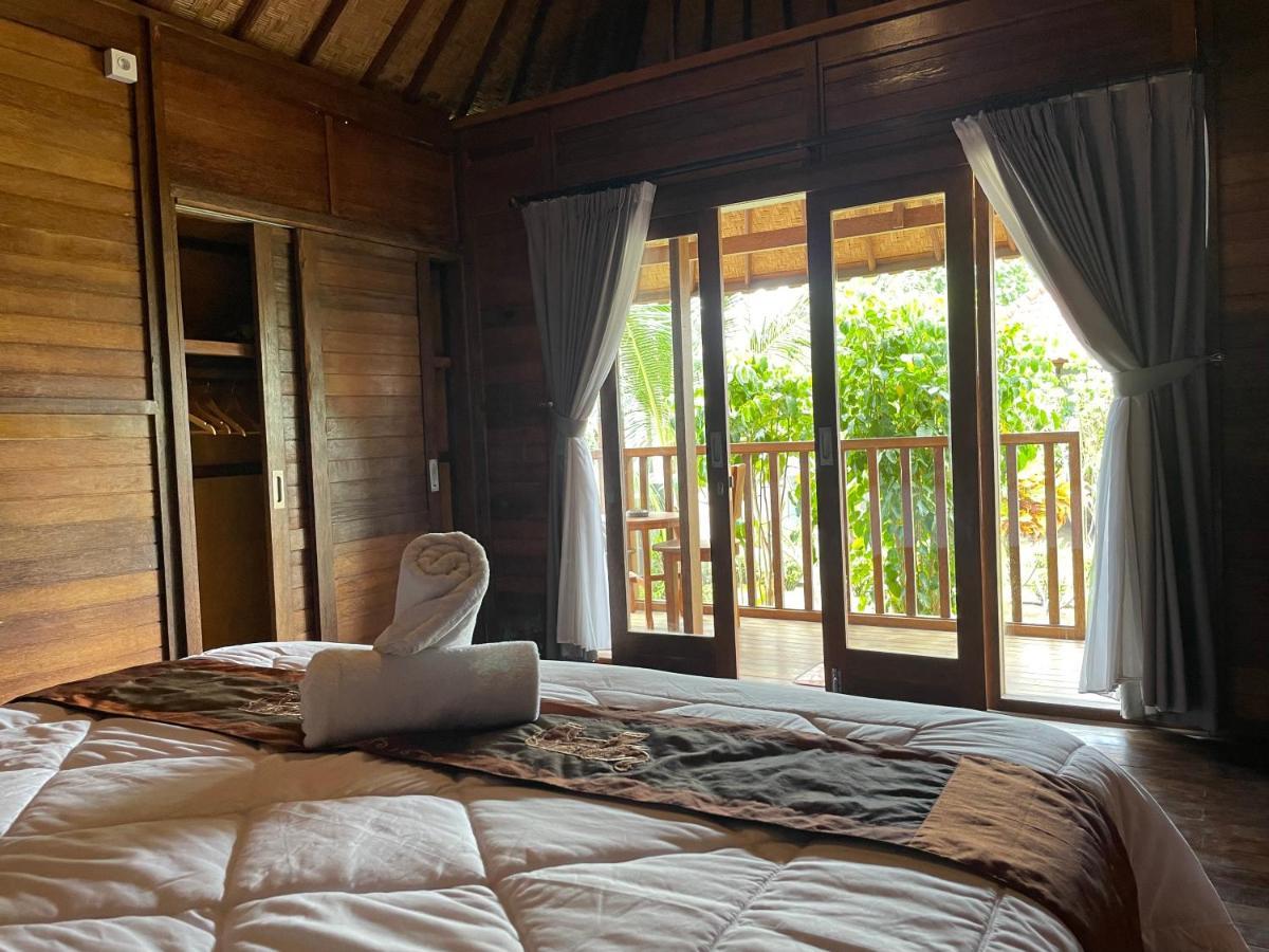 Mangrove Hut