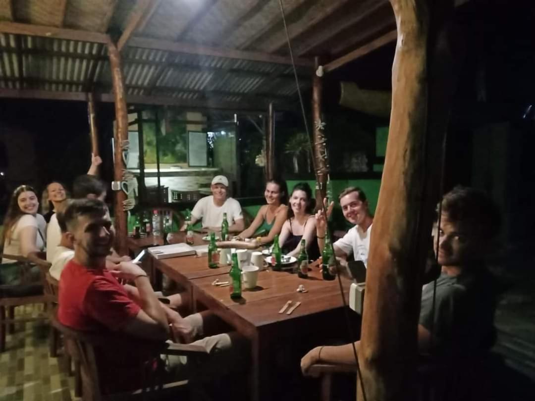 Devadav Asrama Nusa Lembongan (Bali)