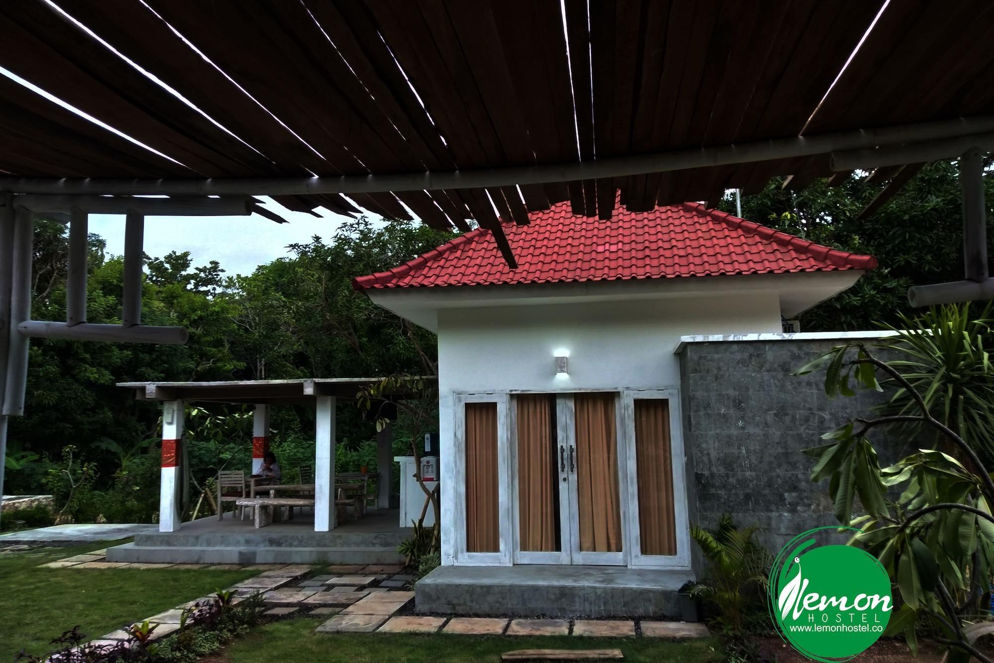 Castaway Island Hostel