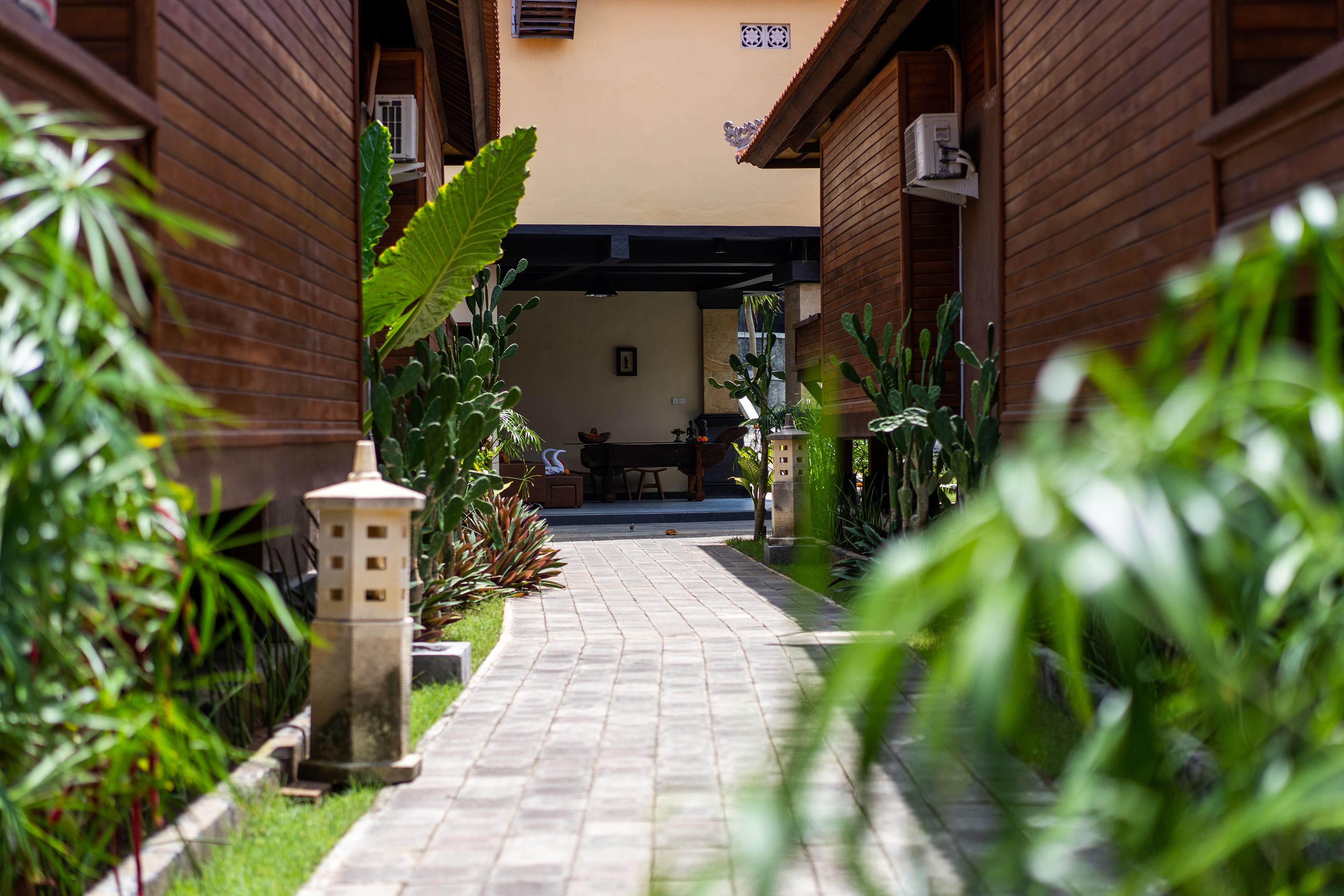 Bale Gede Holiday park 4*
