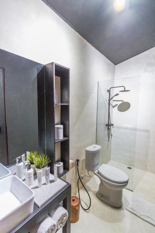 Lagoon - Elegant & Absolute Beachfront In Nusa Ceningan Villa *