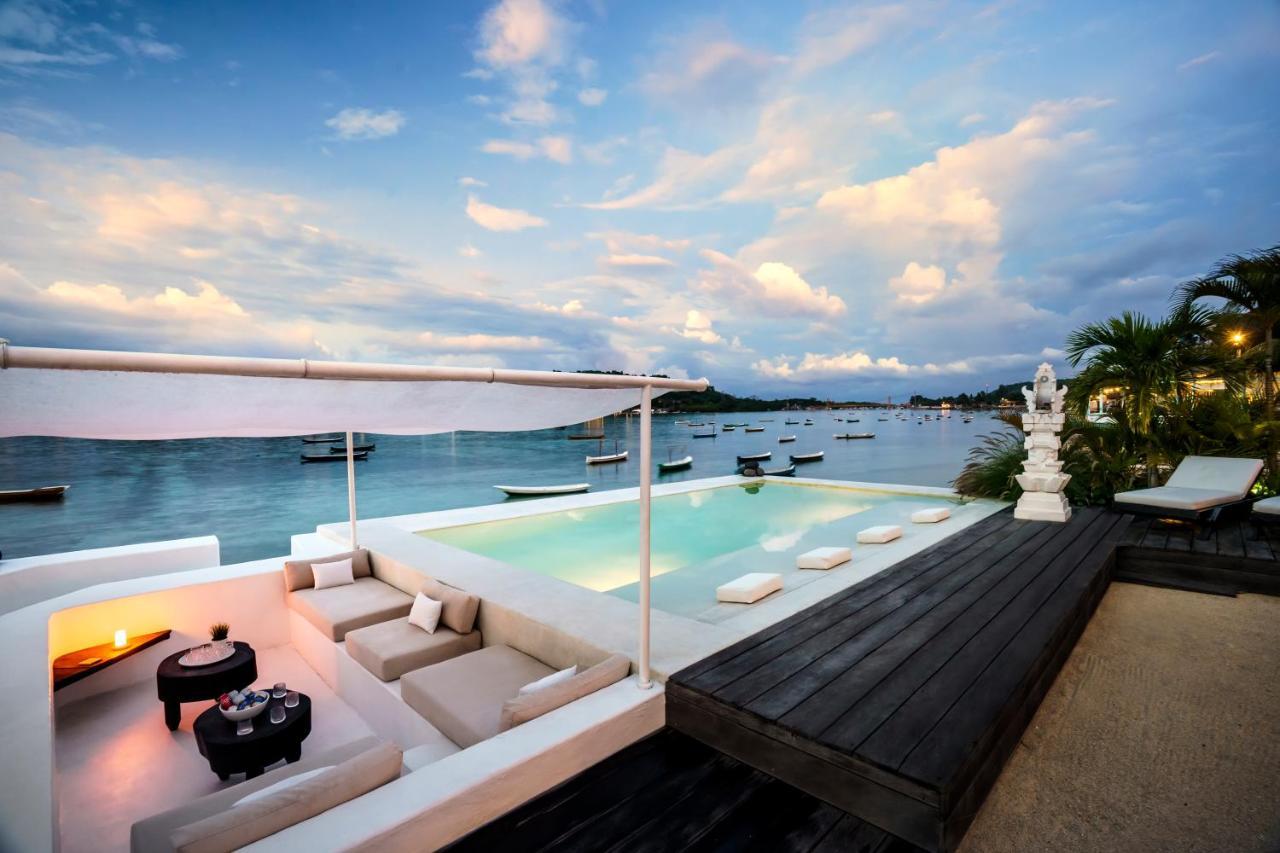 Lagoon - Elegant & Absolute Beachfront In Nusa Ceningan *