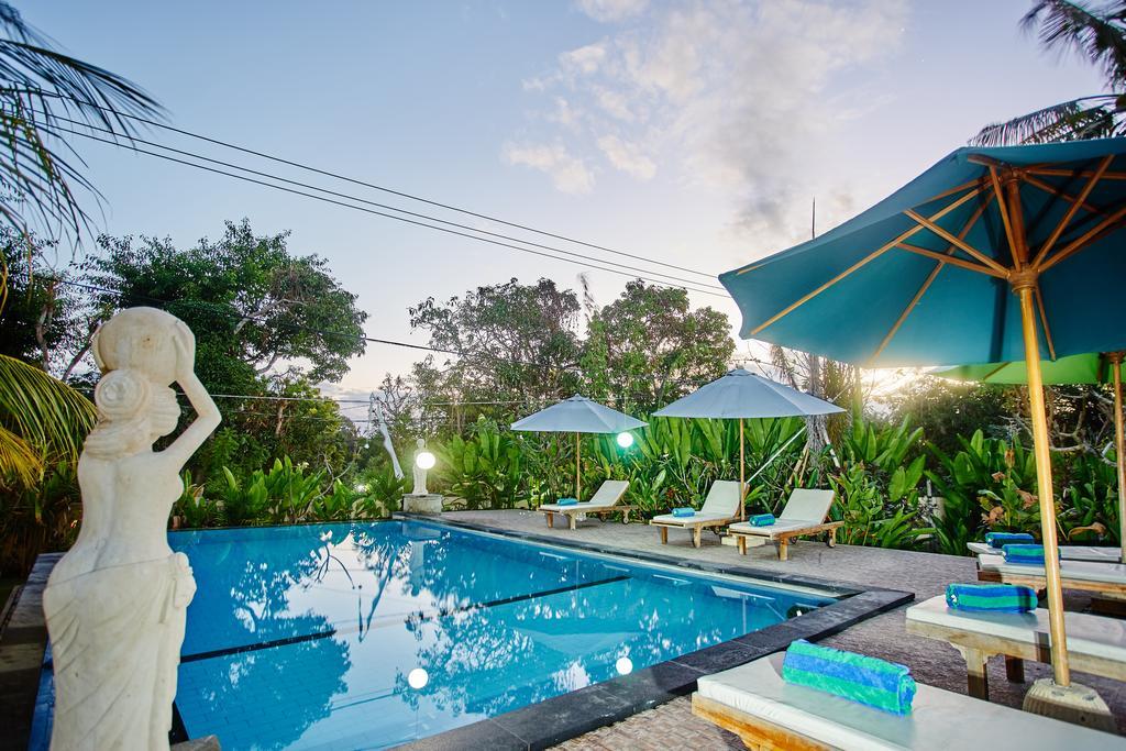 Taos House Nusa Guest house