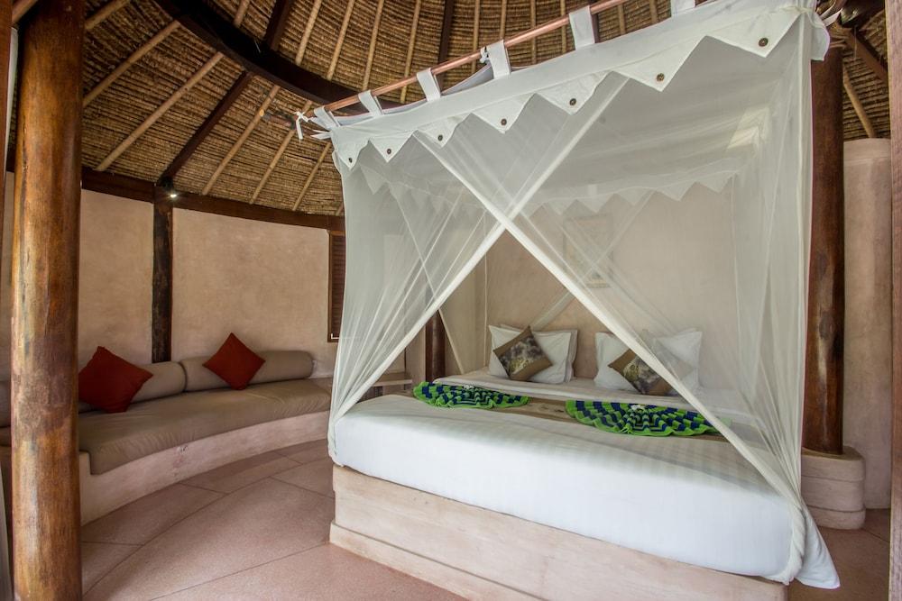 Le Nusa Club 4*